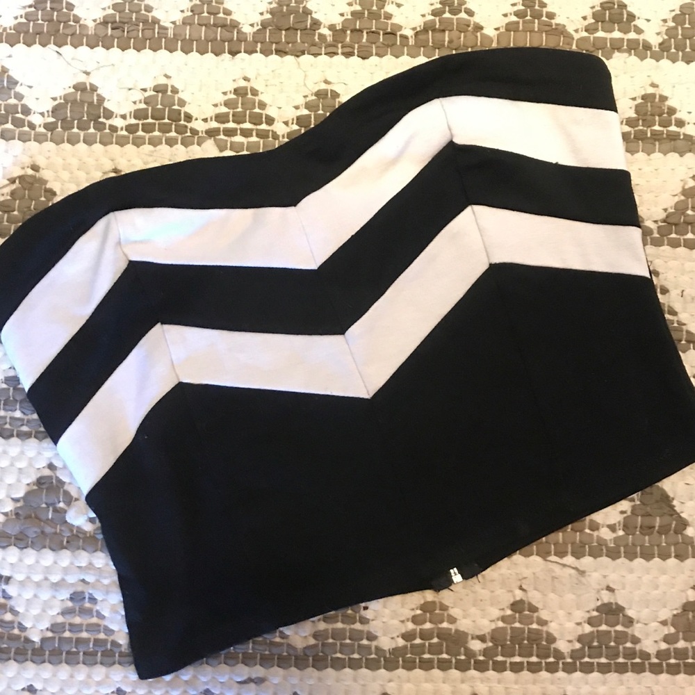Charlotte Russe Chevron Cropped Top!